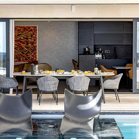 Luxury G With Private Pool And Near Dubrovnik Вилла